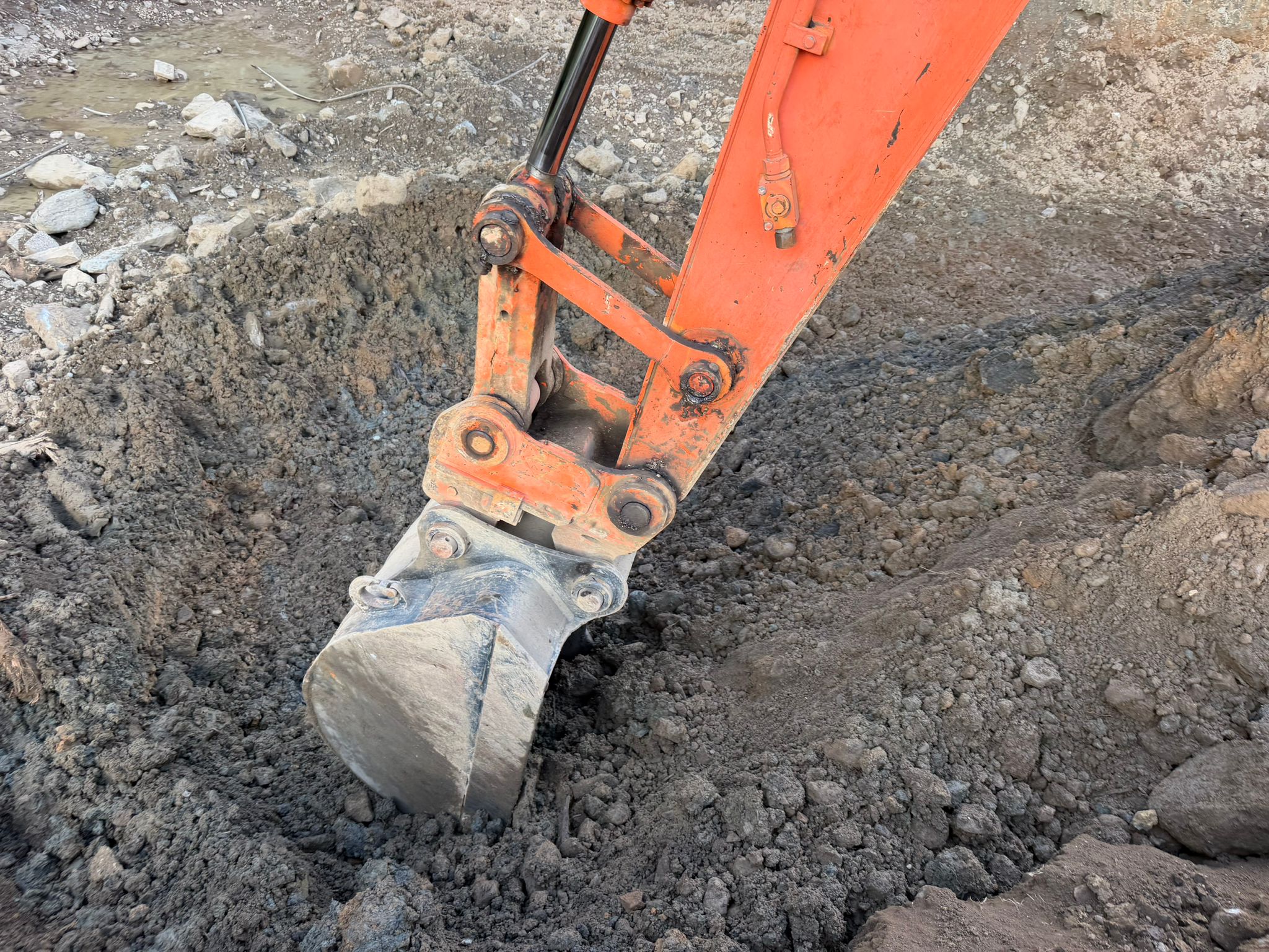 ZX225US-3