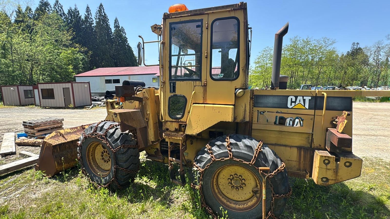 CAT 910E