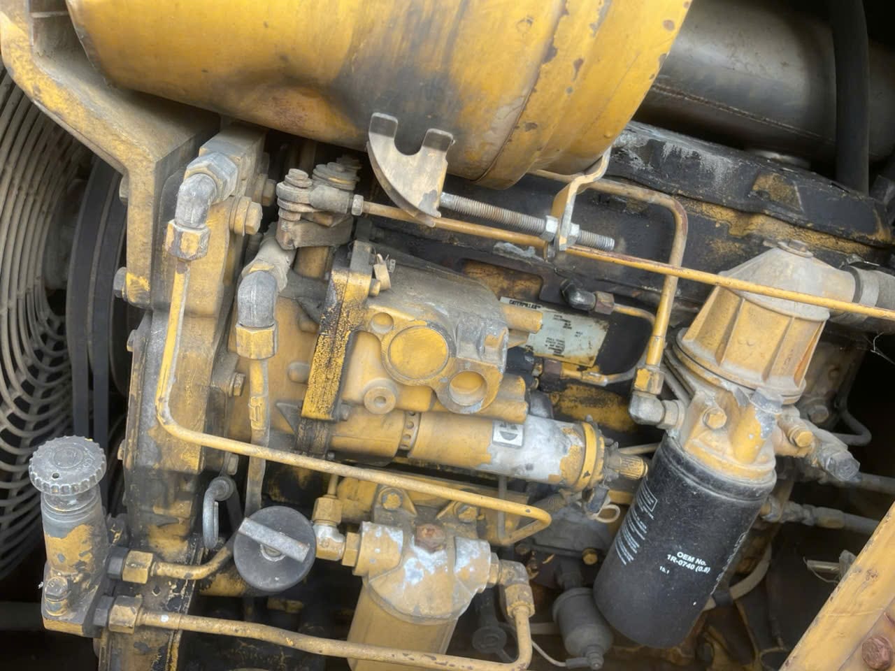 CAT 910E